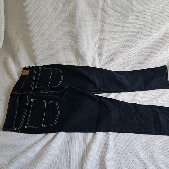 American Eagle dark wash jeans - Picture 7 of 7
